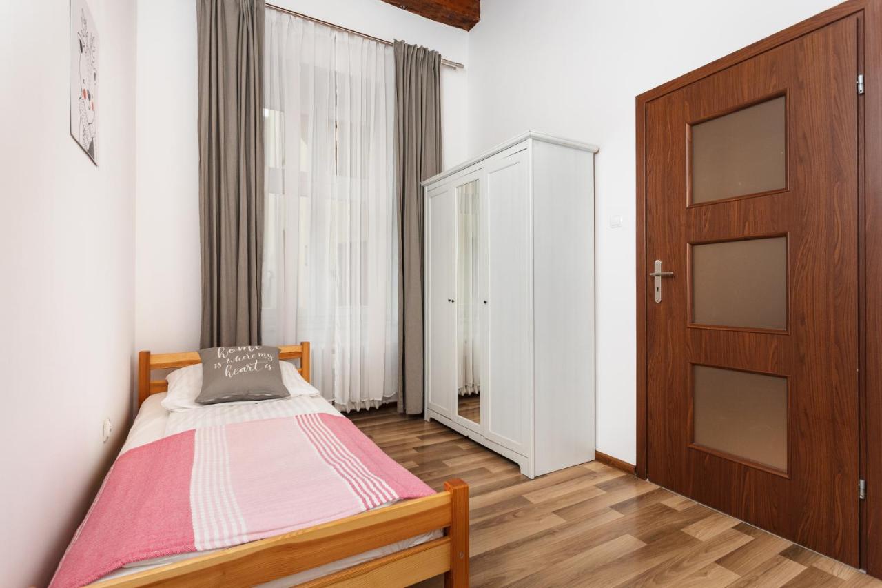 City Of The Kings-Camomile Apartment Краков Экстерьер фото